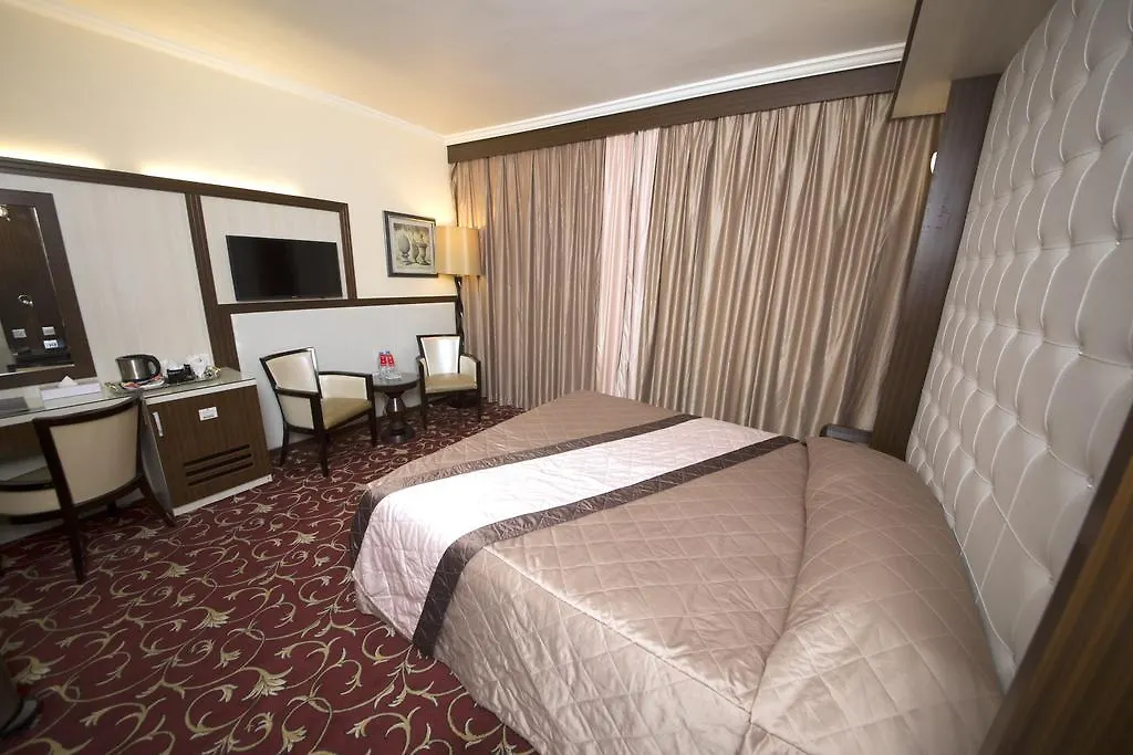 Al Khaleej Grand Hotel Dubai 3*,